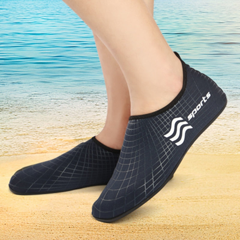 Comfortable Quick Dry Mans Beach Surfing Slippers